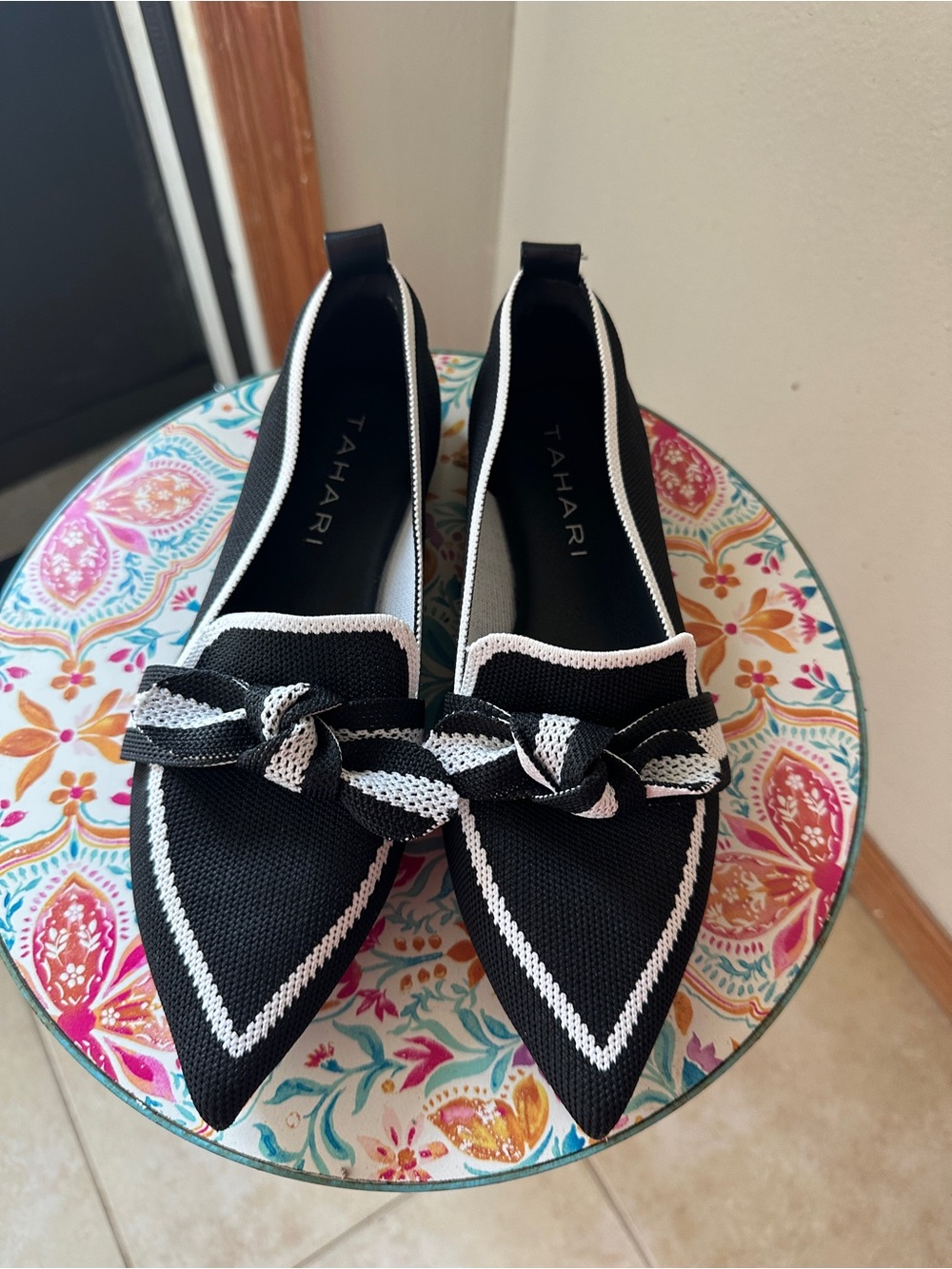 Tahari Black and White Pointed Knit Bow Flats